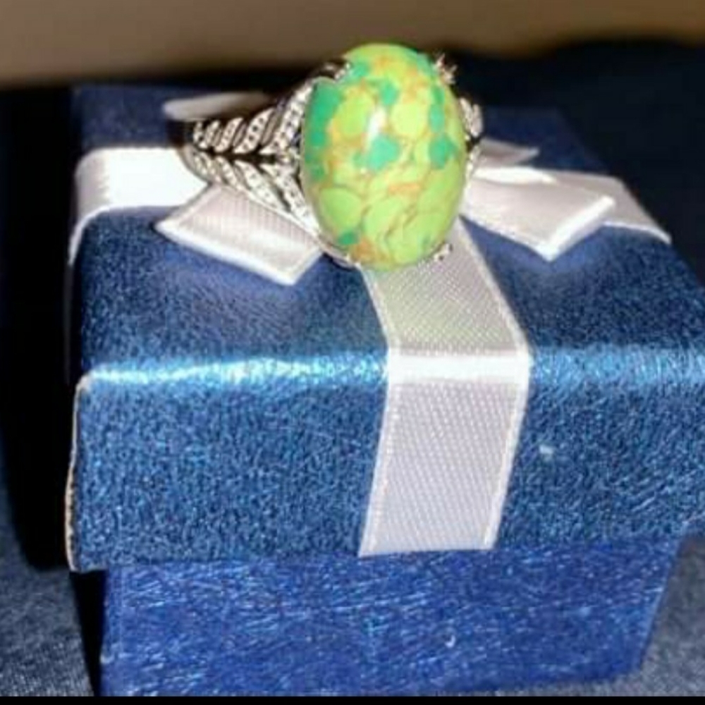 Karis 8.65 ctw Mojave Green Turquoise Ring